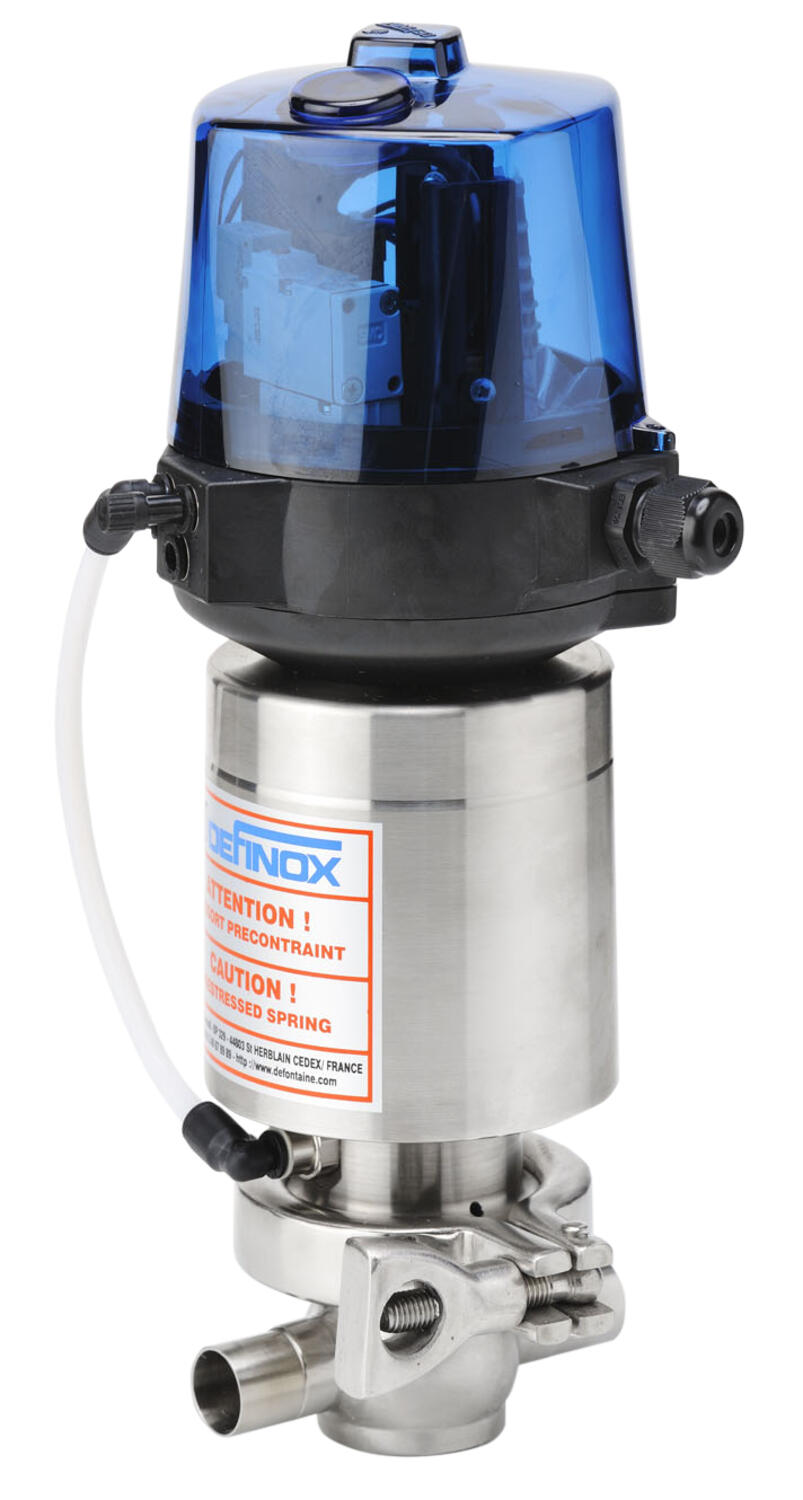 26-dmax avec boîtier ICS_2.tif