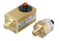 Photo of half-electronic preassure switch.